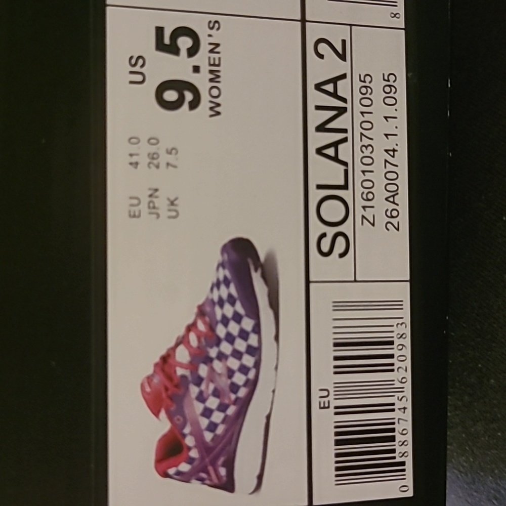 Zoot running shoes